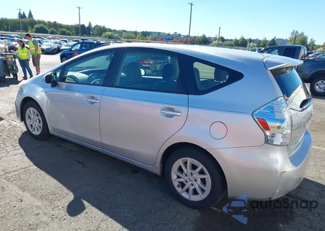 2013 Toyota Prius V Two из США, поврежденный, VIN JTDZN3EU6D3272739